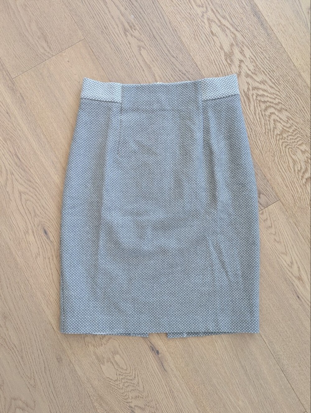 Tristan Gray and White Patterned Skirt
